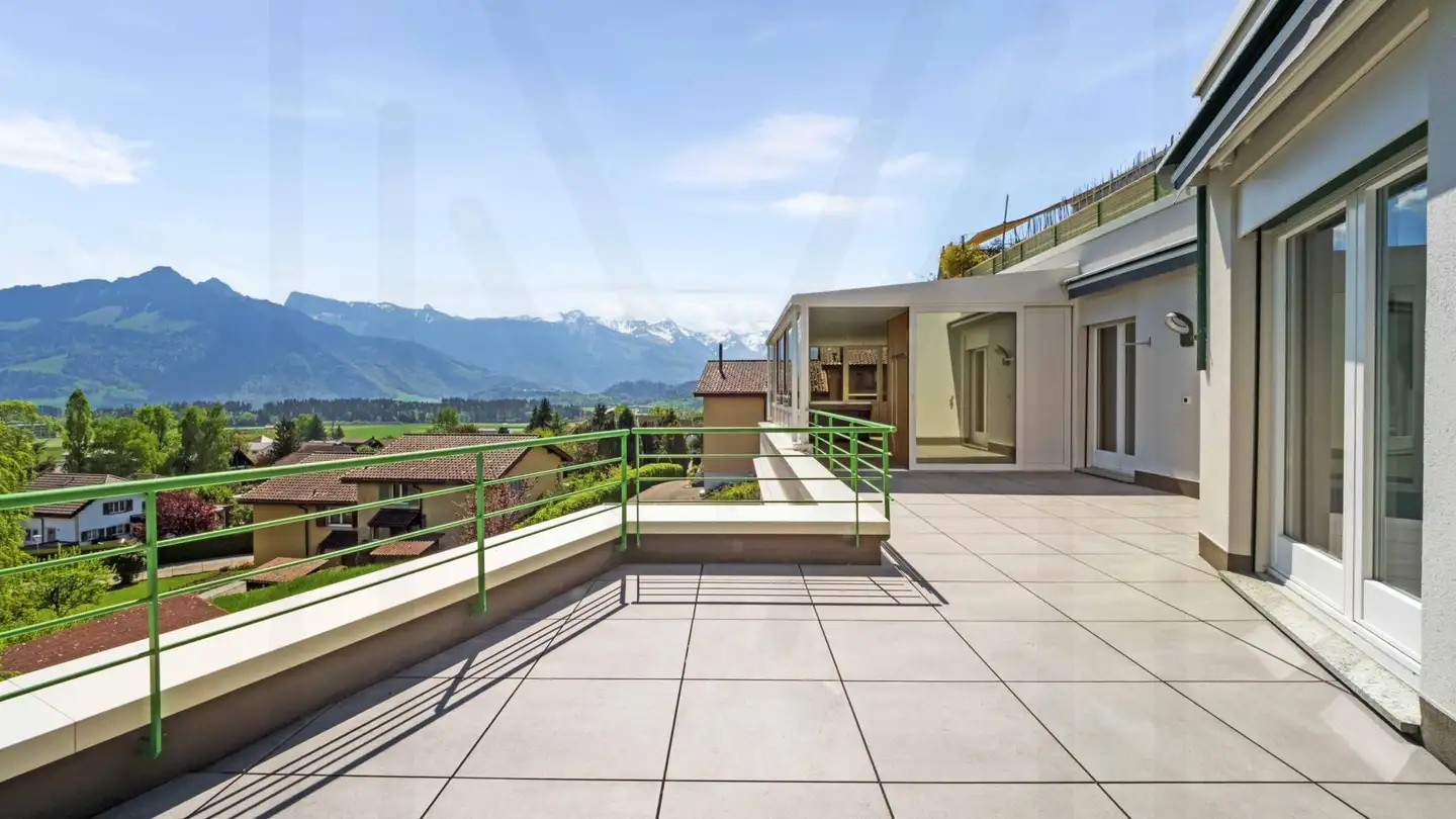 Appartamento in vendita - 1635 La Tour-de-Trême