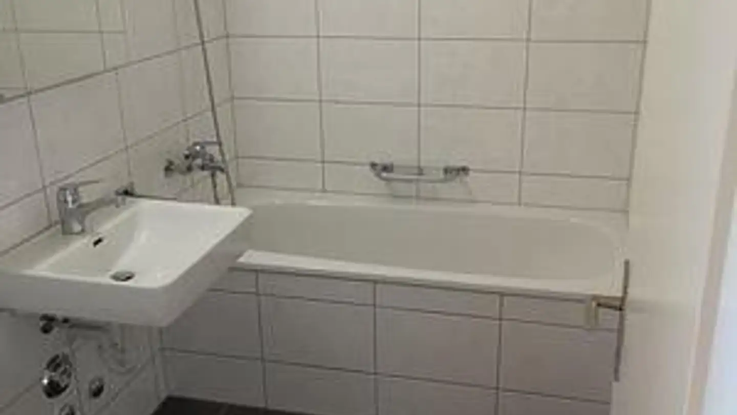 Wohnung mieten - Hübeliackerweg 4, 5034 Suhr