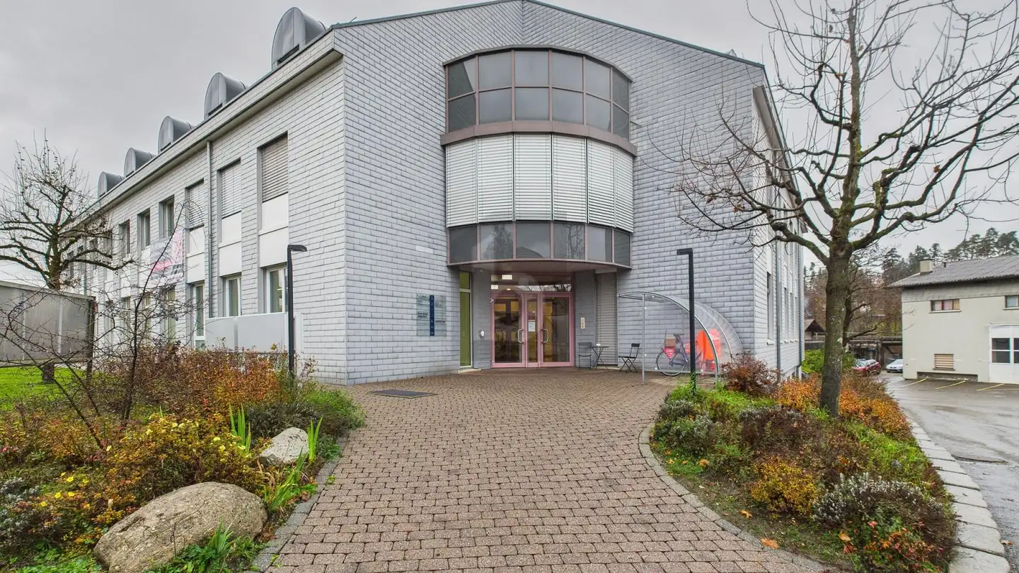 Office space for rent - 3145 Niederscherli - Photo 2