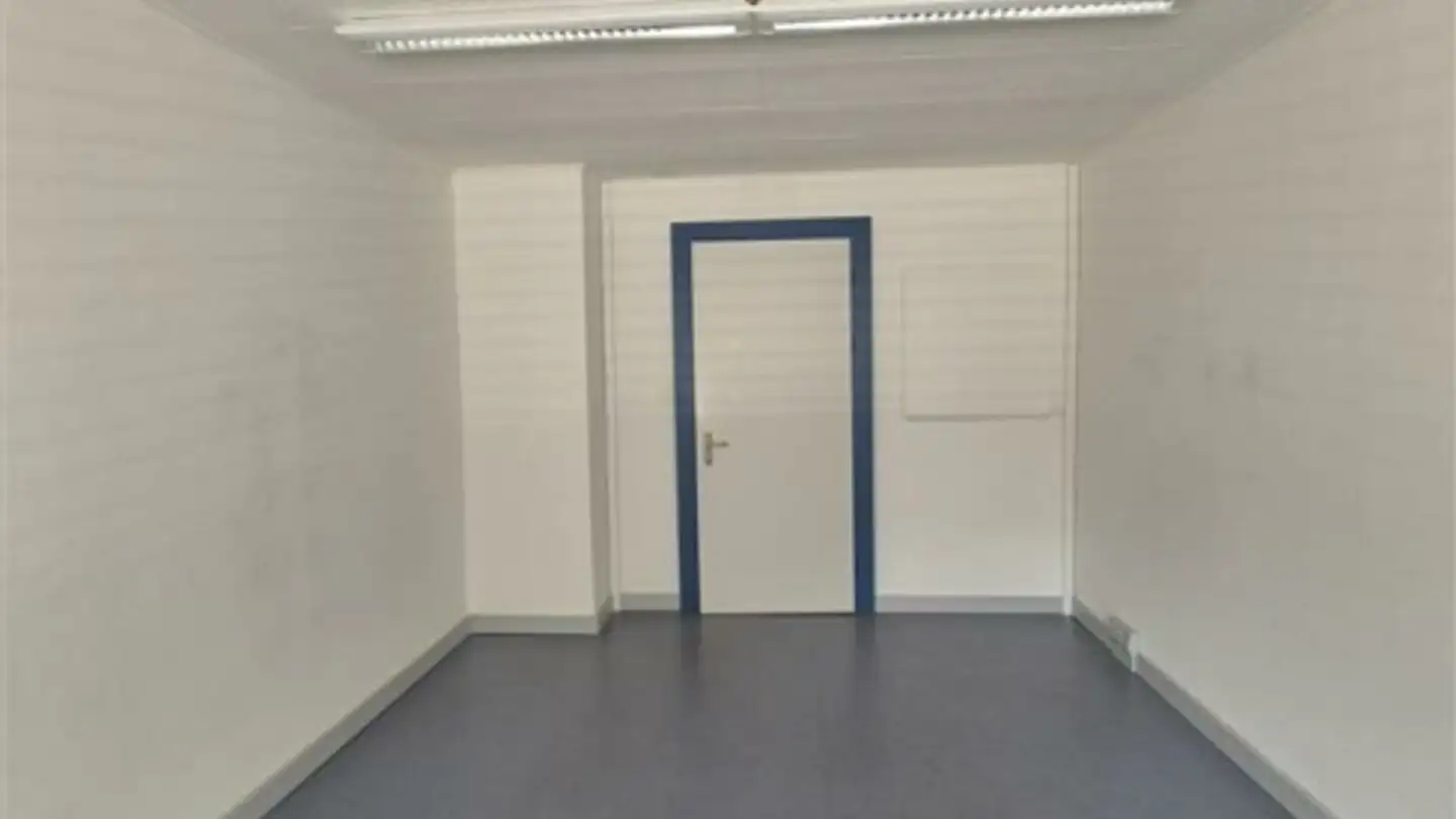 Office space for rent - Gotthardstrasse 95, 6472 Erstfeld