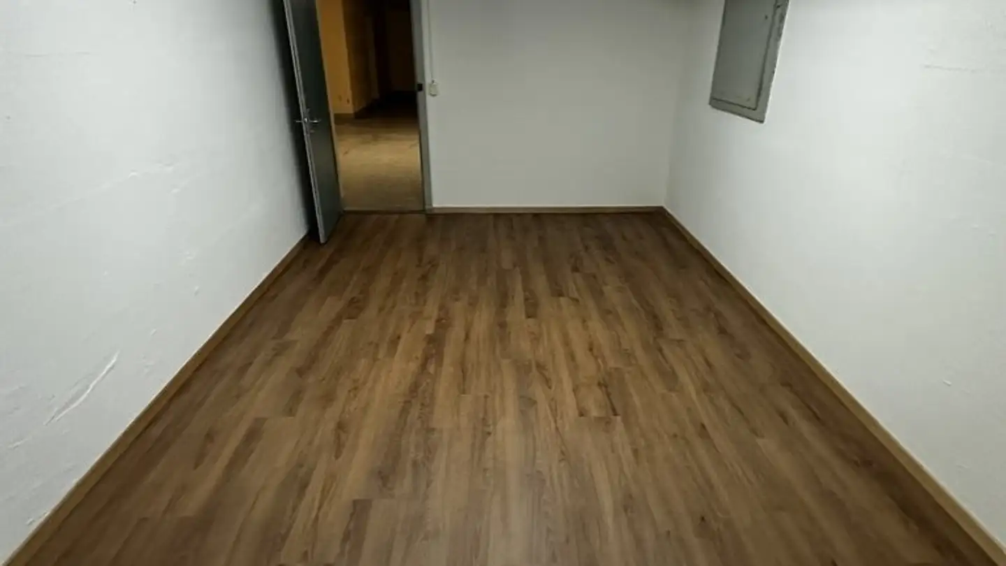 Espace de stockage à louer - Im Riet 16, 8427 Freienstein