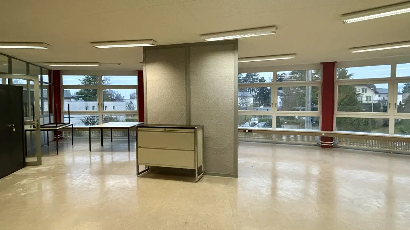 Bureau à louer - 2074 Marin-Epagnier - Photo 2