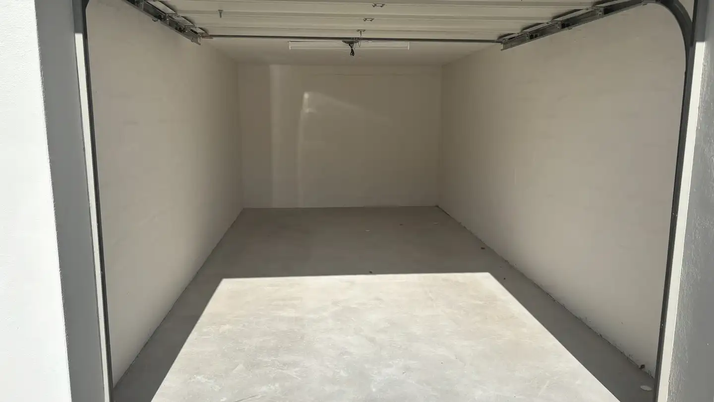 Garage individuel à louer - Nötzlistrasse 2, 8049 Zürich