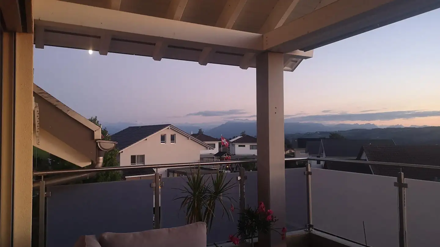 Attique à louer - Dorfstrasse 10, 6289 Hämikon - Photo 2