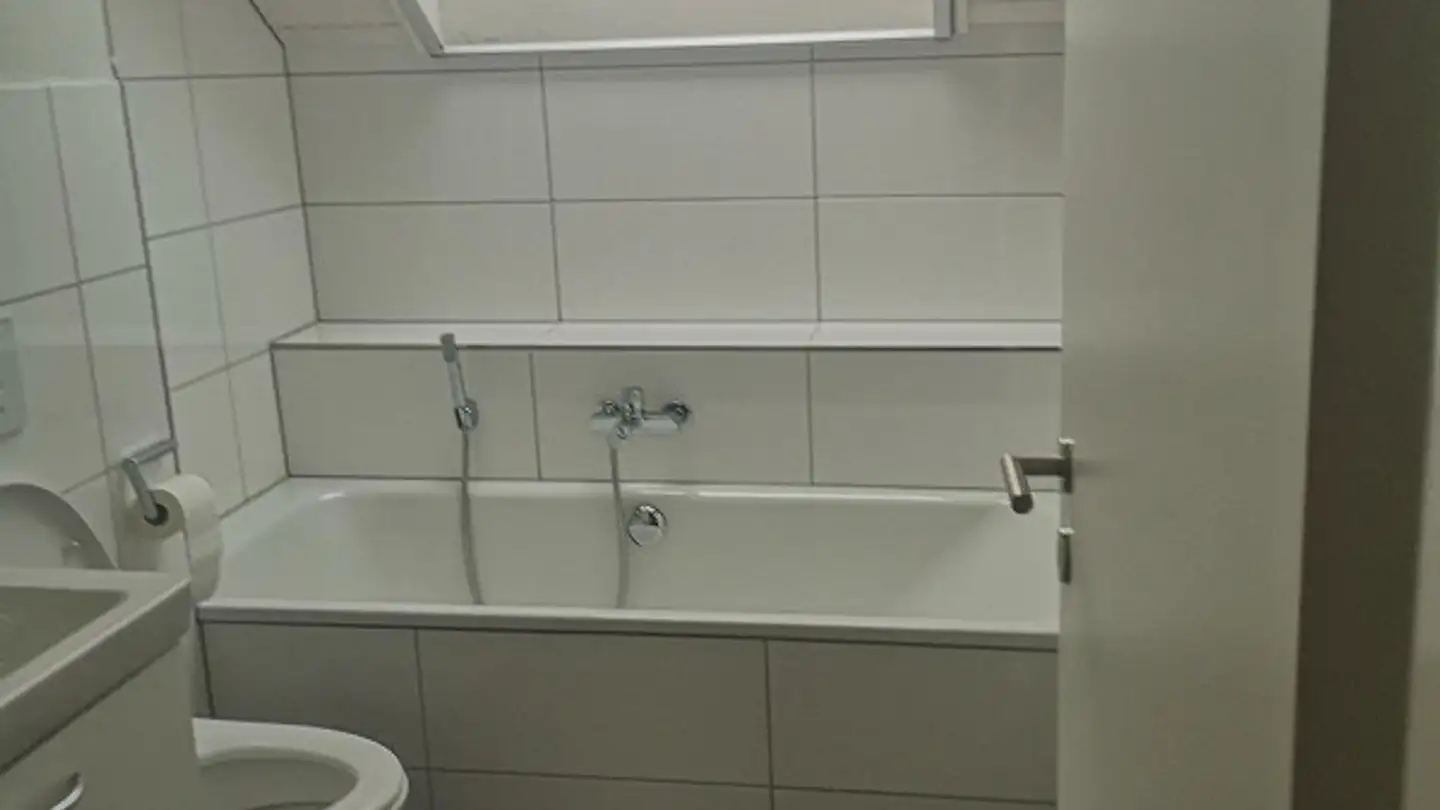 Attique à louer - Dorfstrasse 10, 6289 Hämikon - Photo 3