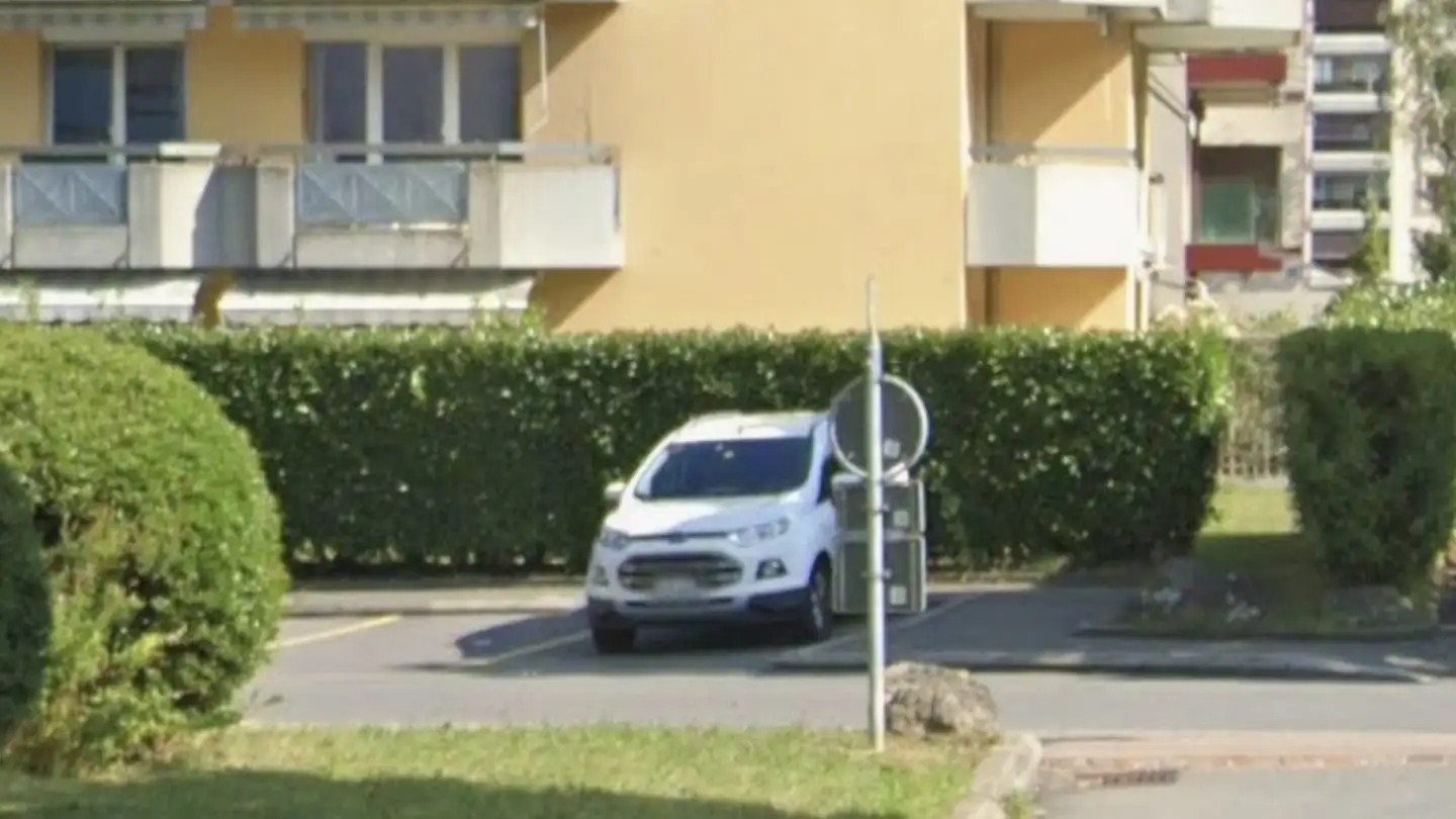Place de parking extérieure à louer - Avenue du Grey, 1018 Lausanne