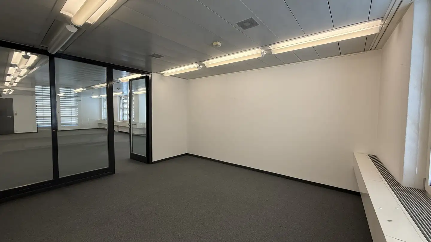 Commercial à louer - Sebastiansplatz 4, 3900 Brig - Photo 3
