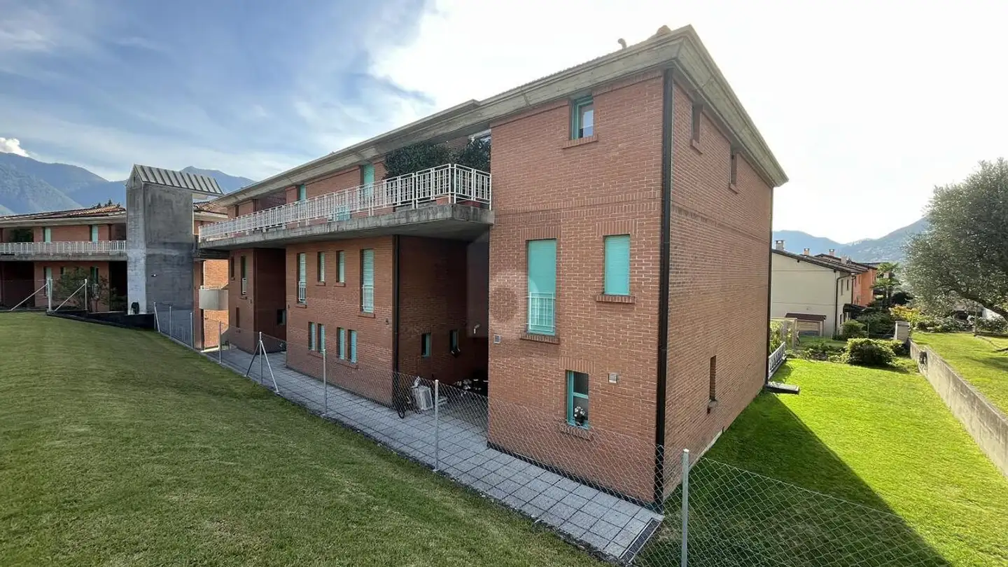 Duplex à vendre - 6598 Tenero