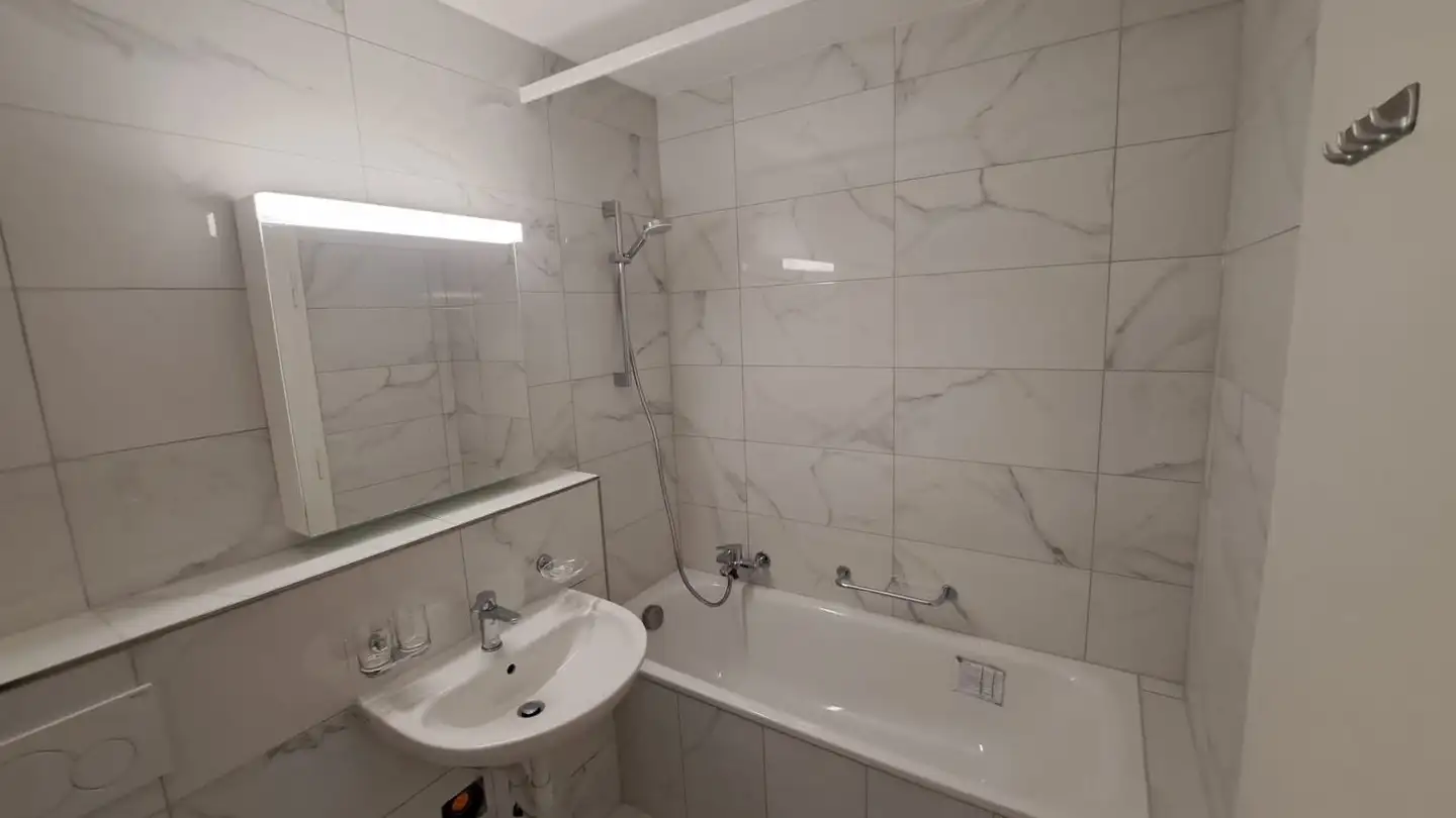 Apartment for rent - Rue Girardet 22, 2400 Le Locle - Photo 4