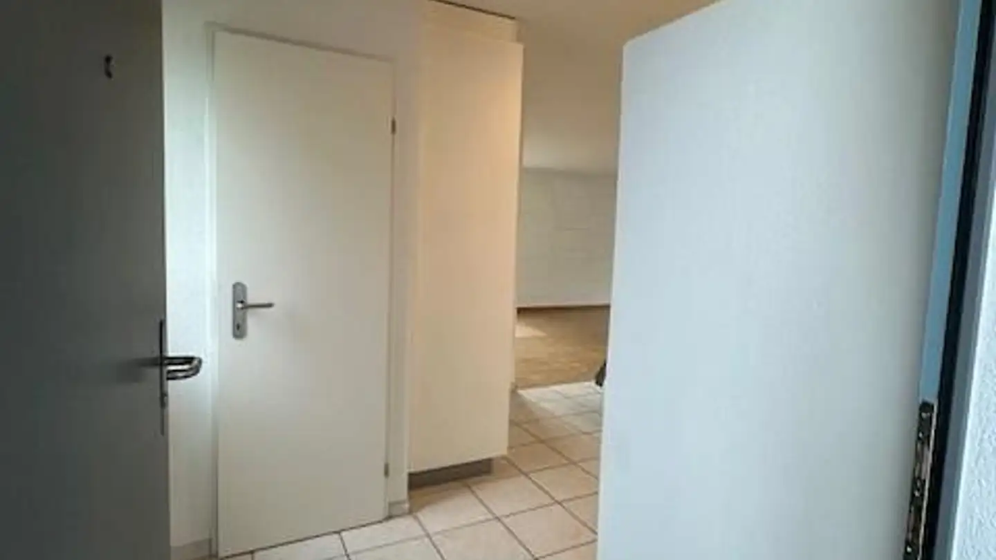 Apartment for rent - Säntisstrasse 28, 8134 Adliswil - Photo 2