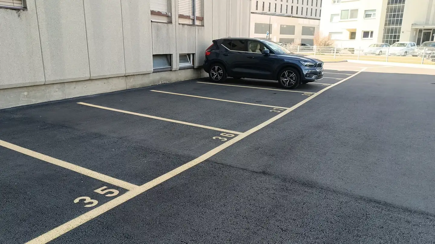 Parkplatz im Freien mieten - Avenue De Fully 3, 1920 Martigny - Foto 3