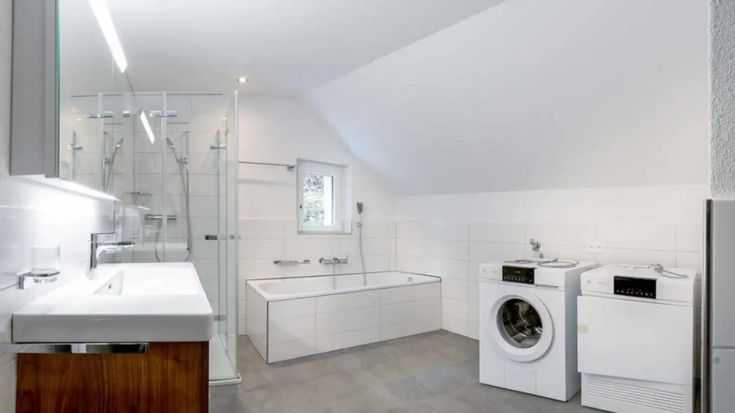 Wohnung mieten - Stuhlenstrasse 34a, 8123 Ebmatingen - Foto 3