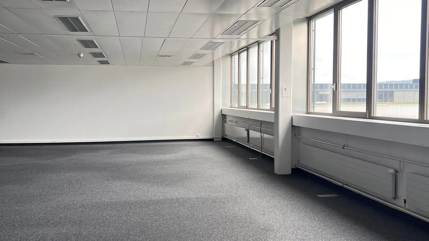 Bürofläche mieten - Kägenstrasse 12, 4153 Reinach BL - Foto 2