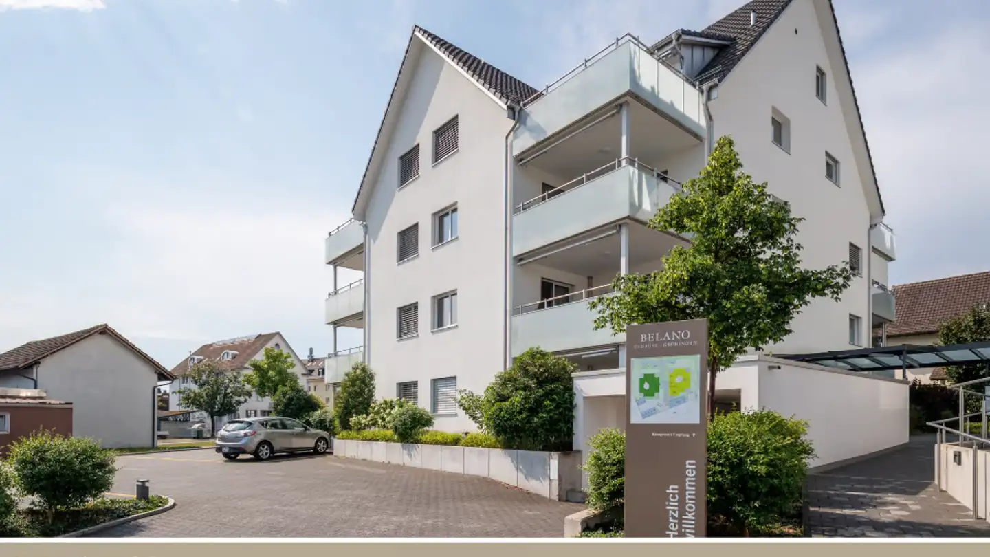 Outdoor parking space for rent - Hüferen 1, 8627 Grüningen