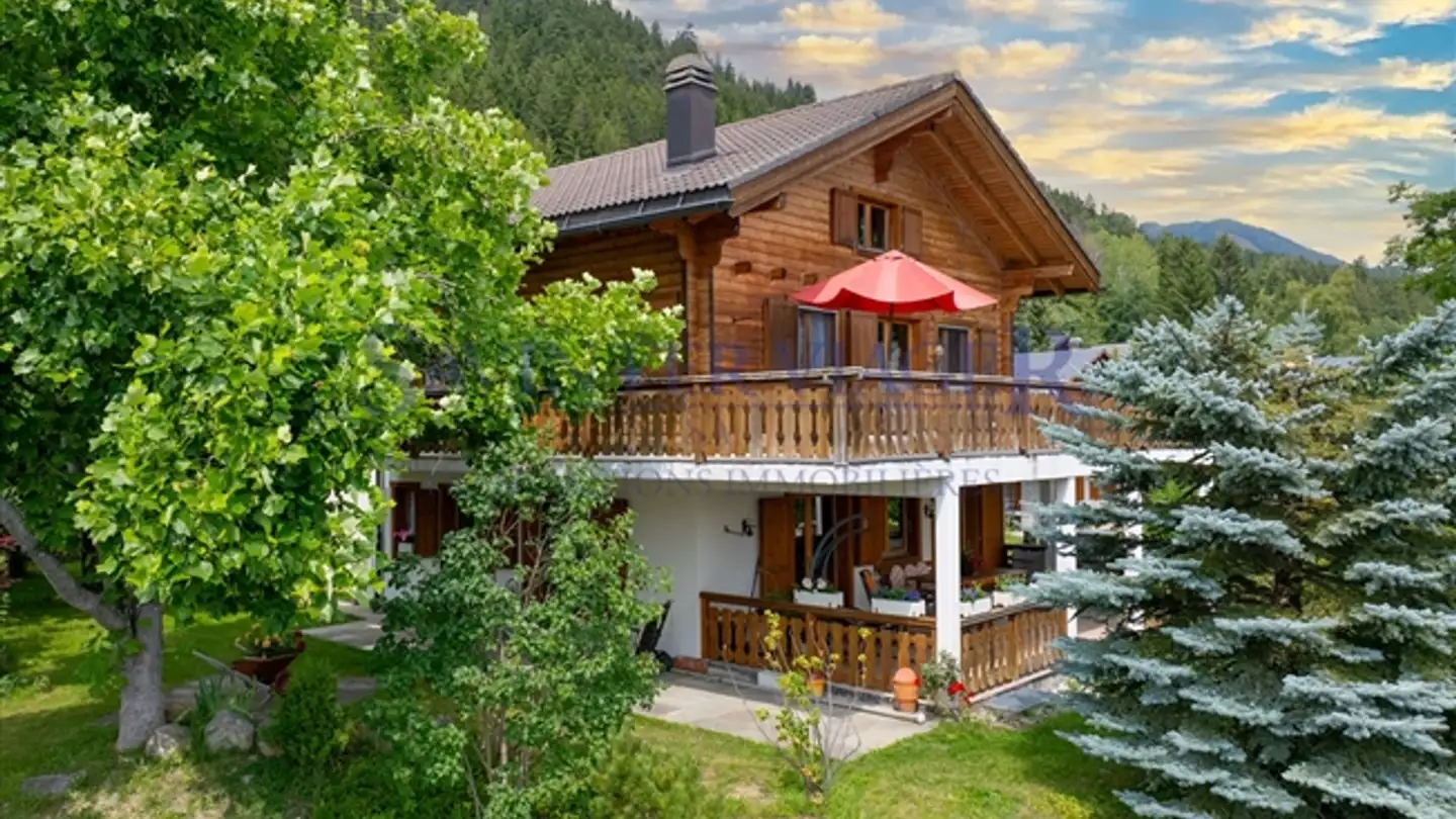 Chalet in vendita - 1965 Savièse