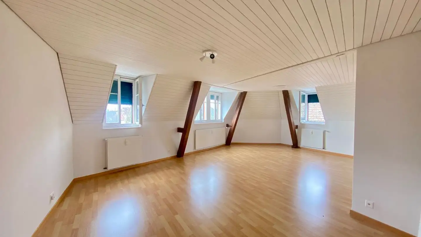 Dachgeschosswohnung mieten - Pestalozzistrasse 4, 8570 Weinfelden - Foto 4