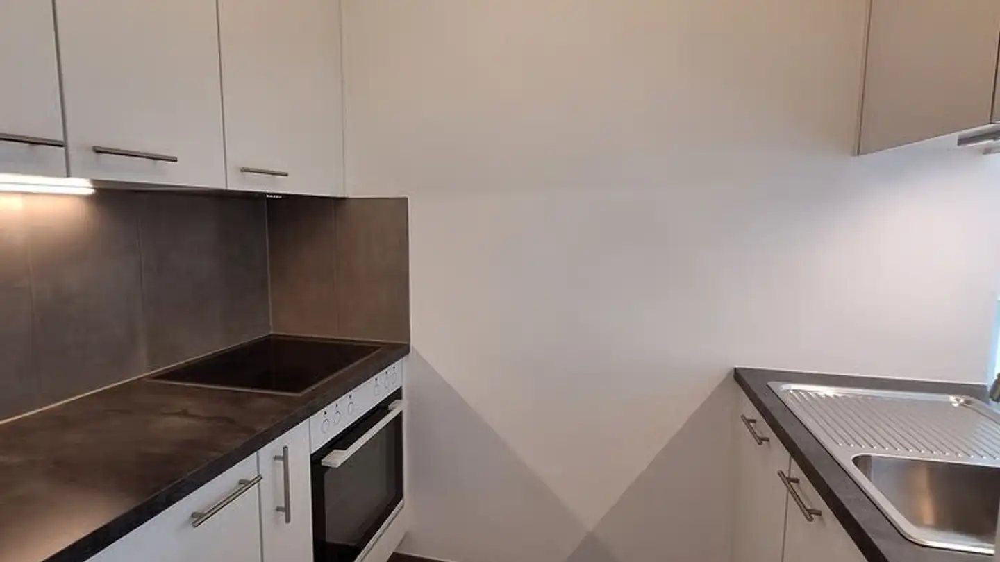Appartement à louer - Avenue De Tourbillon 51, 1950 Sion - Photo 2