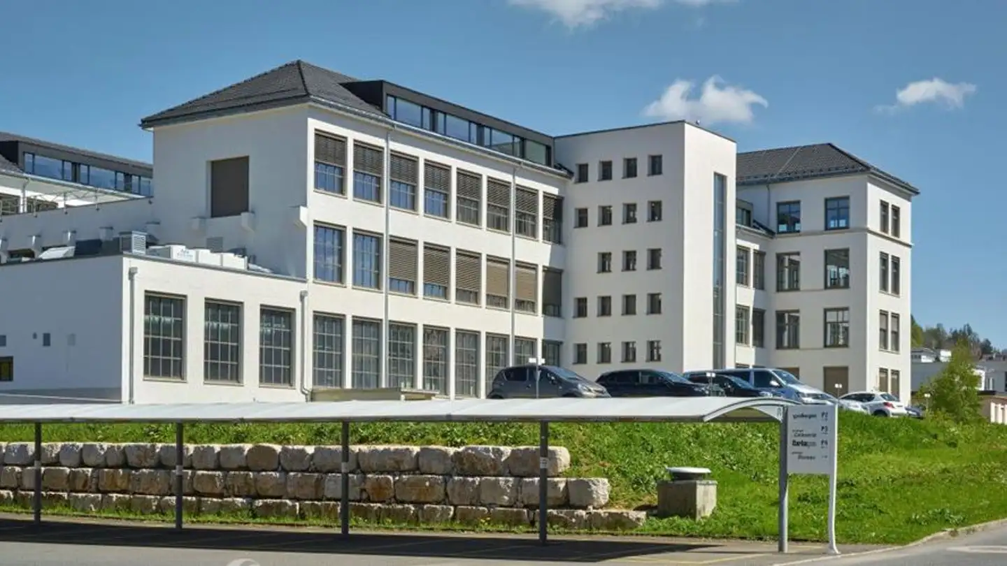 Commerciale in affitto - Avenue Du Technicum 42, 2400 Le Locle