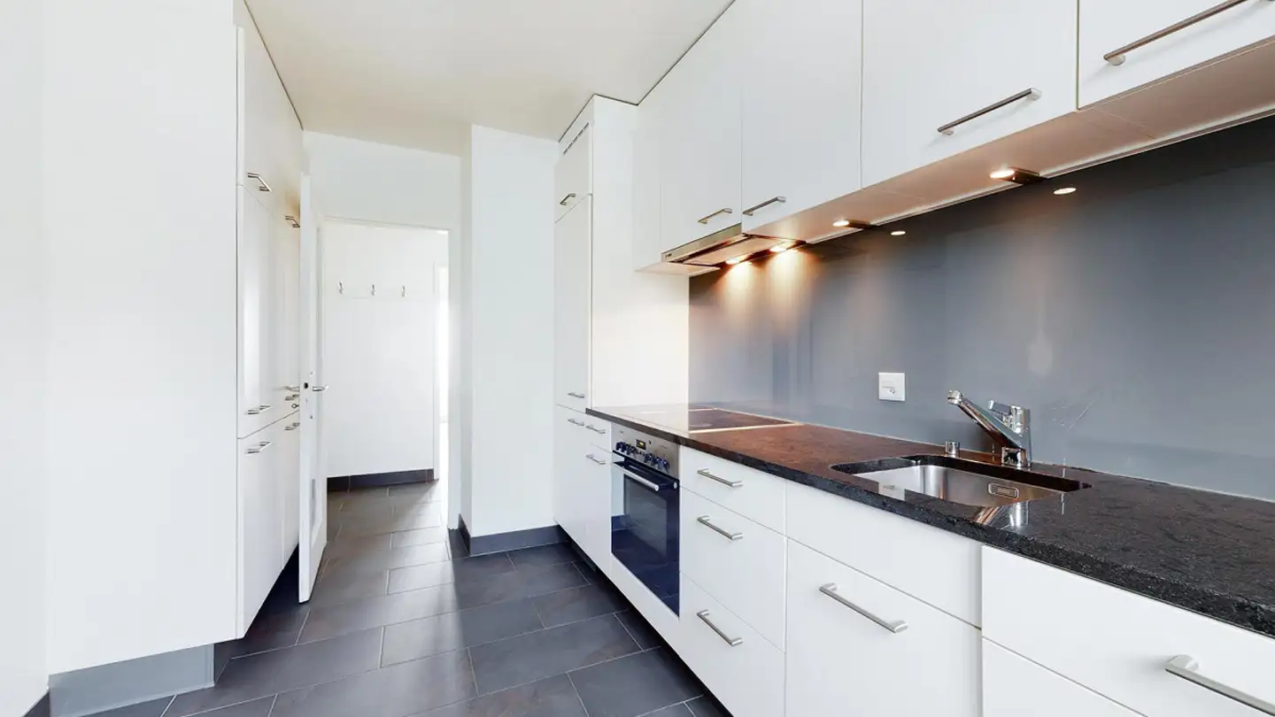Appartement à louer - Rue De La Coquemène 7, 2000 Neuchâtel - Photo 2