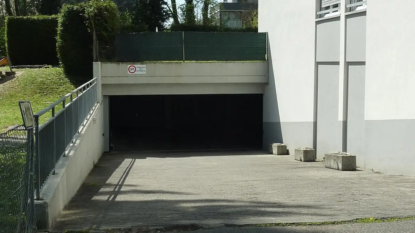 Parcheggio coperto in affitto - 1214 Vernier - Foto 2