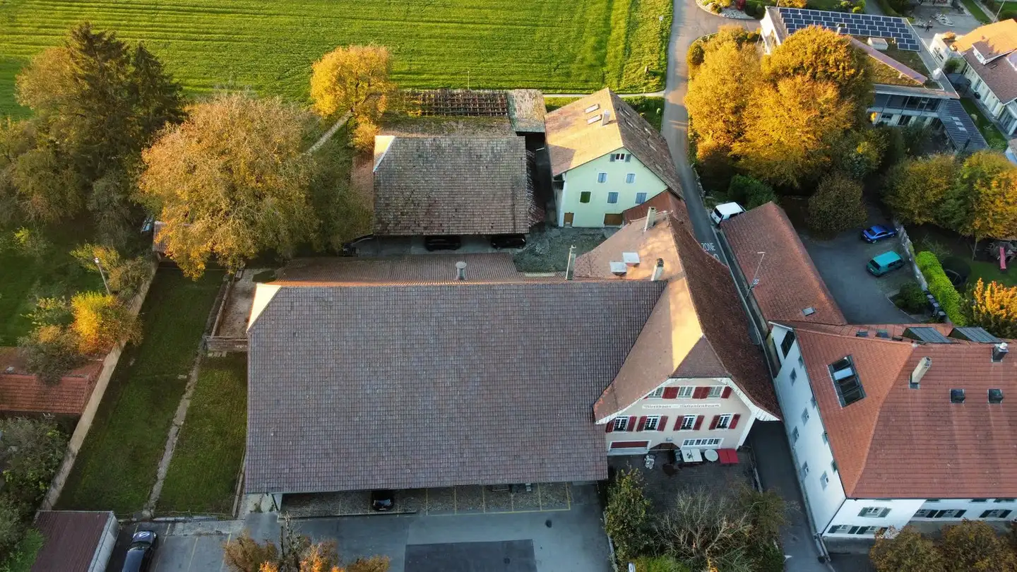 Edificio ad uso misto in vendita - Gäustrasse, 4703 Kestenholz - Foto 2