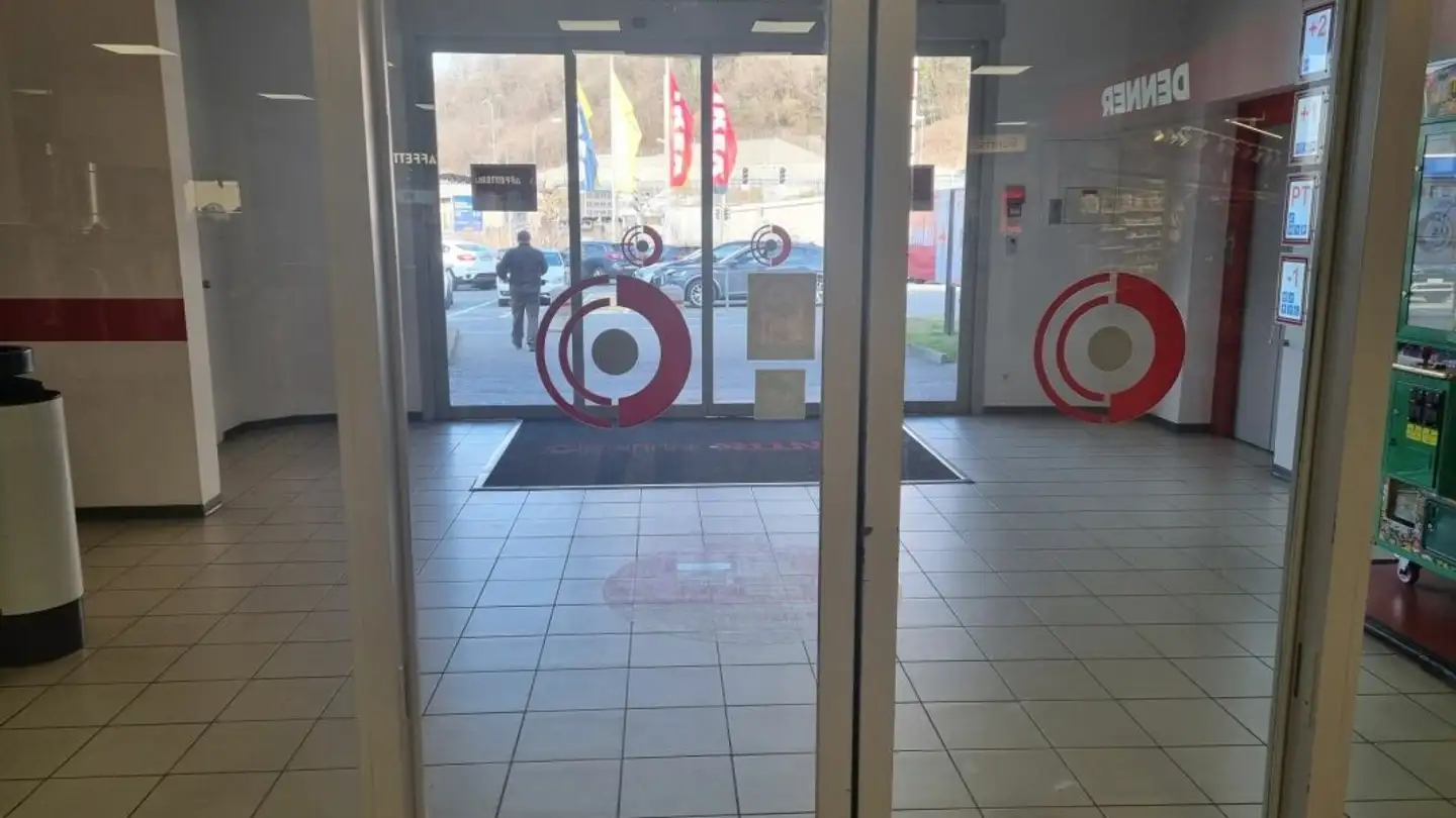 Negozio in affitto - 6916 Grancia - Photo 3