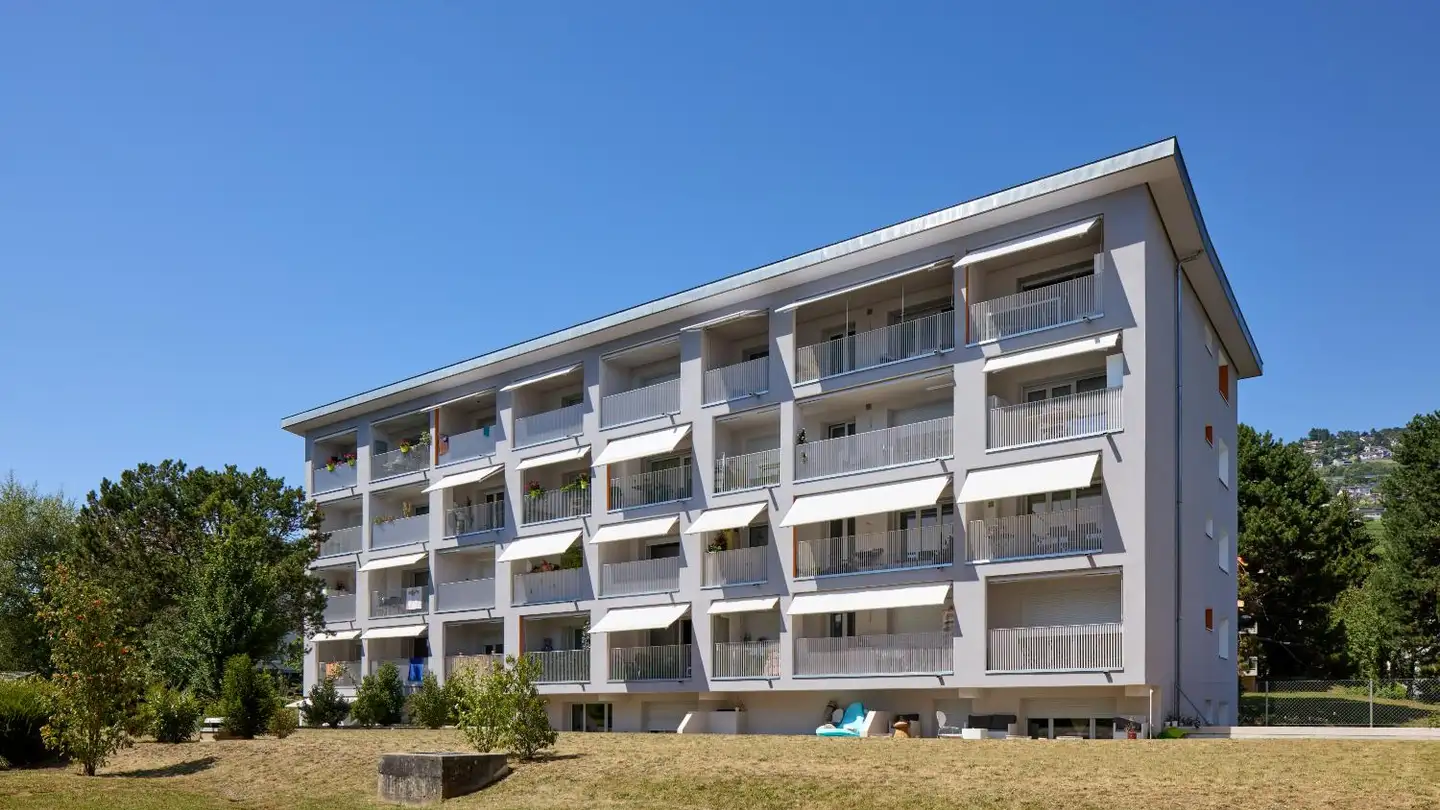 Indoor motorbike parking space for rent - Route De Grandvaux 28, 1096 Cully - Photo 2
