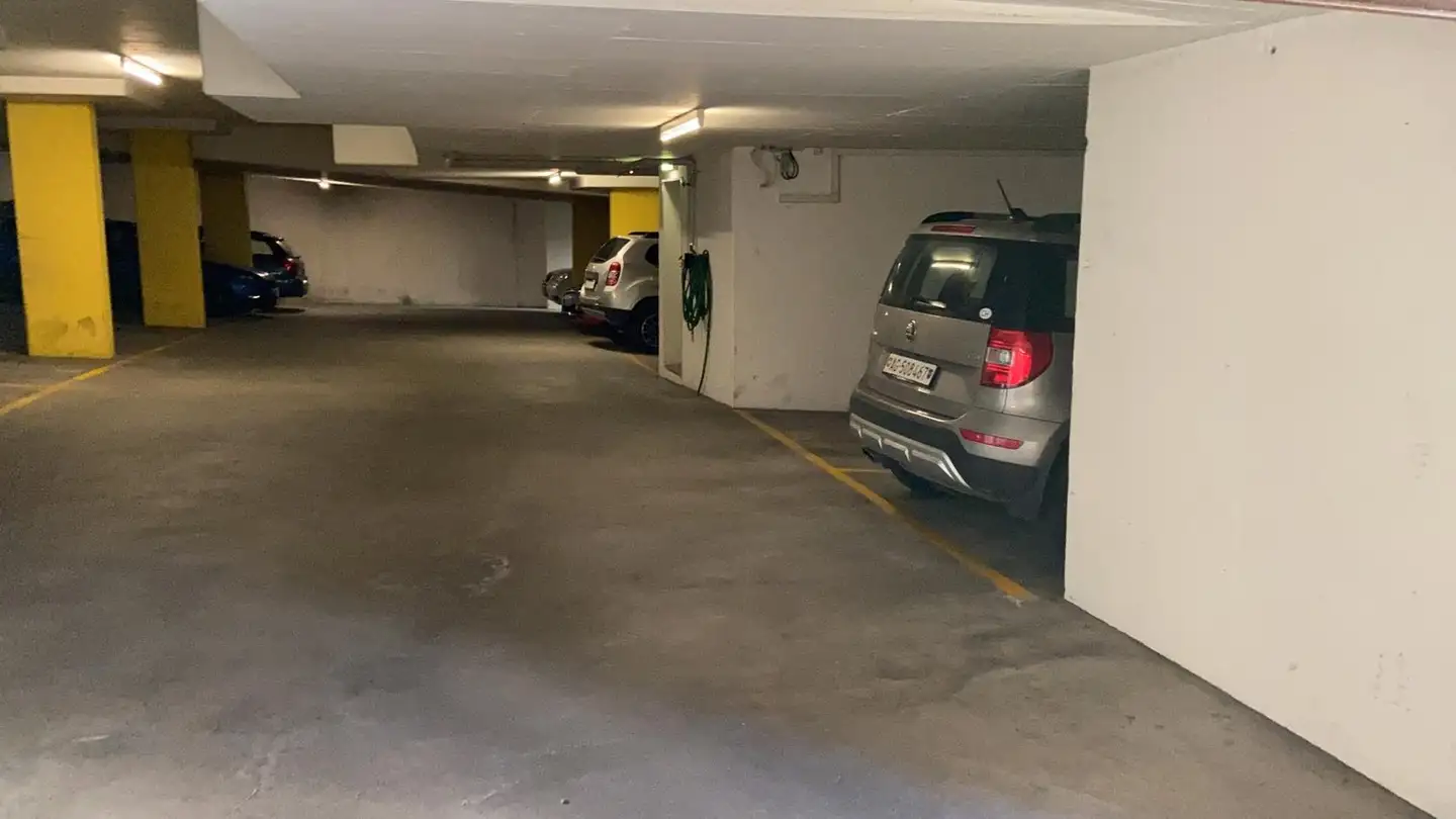 Place de parking souterraine à louer - Kappelerweg 5, 5400 Baden - Photo 2