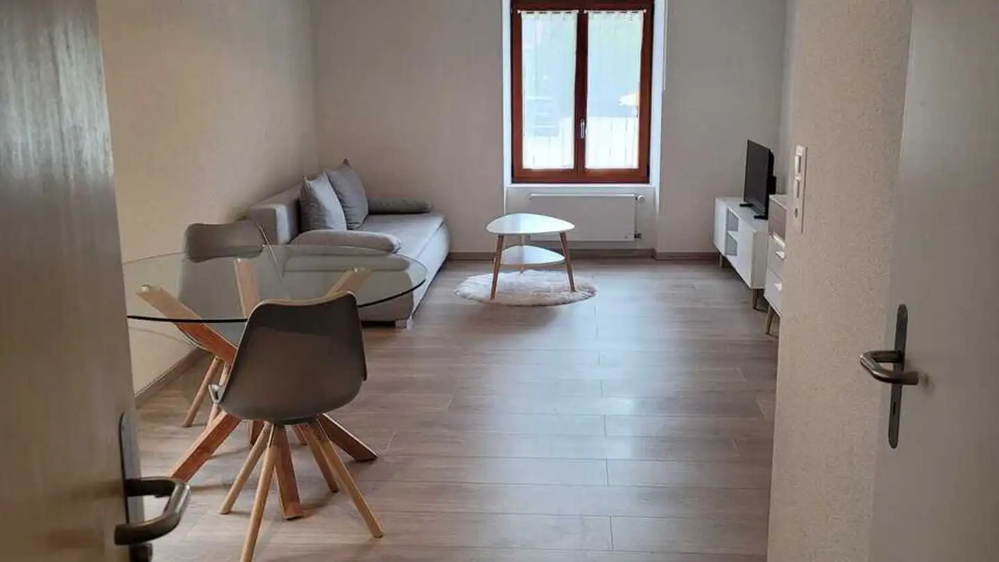 Furnished apartment for rent - Rue De La Gare, 2108 Couvet - Photo 2