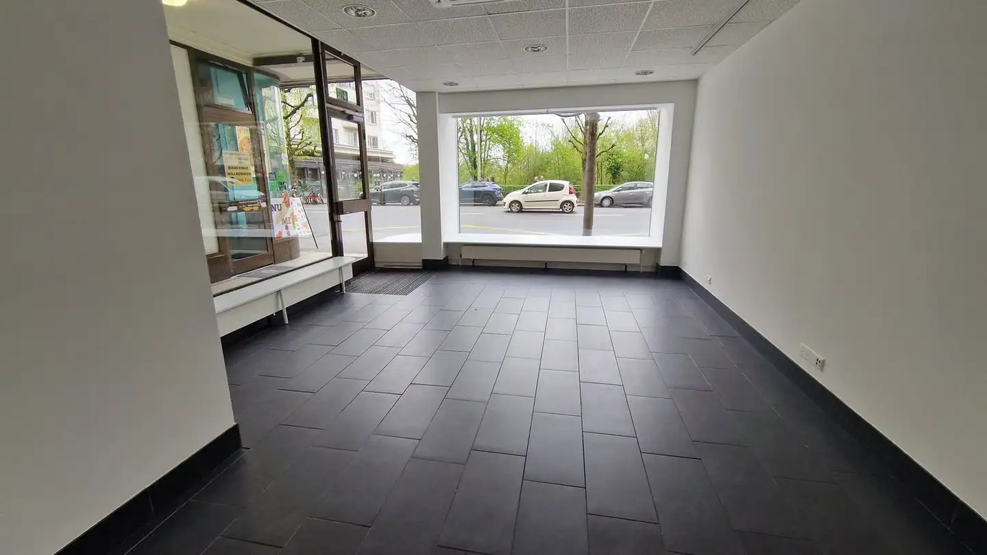 Geschäft mieten - Boulevard De Pérolles 11, 1700 Fribourg