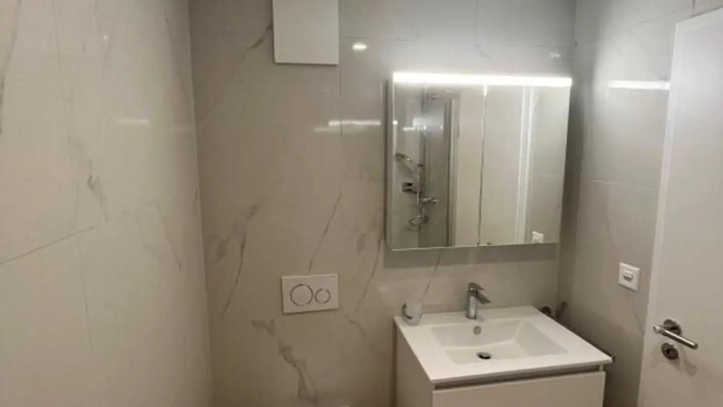 Apartment for rent - Rue Du Village, 1882 Gryon - Photo 3