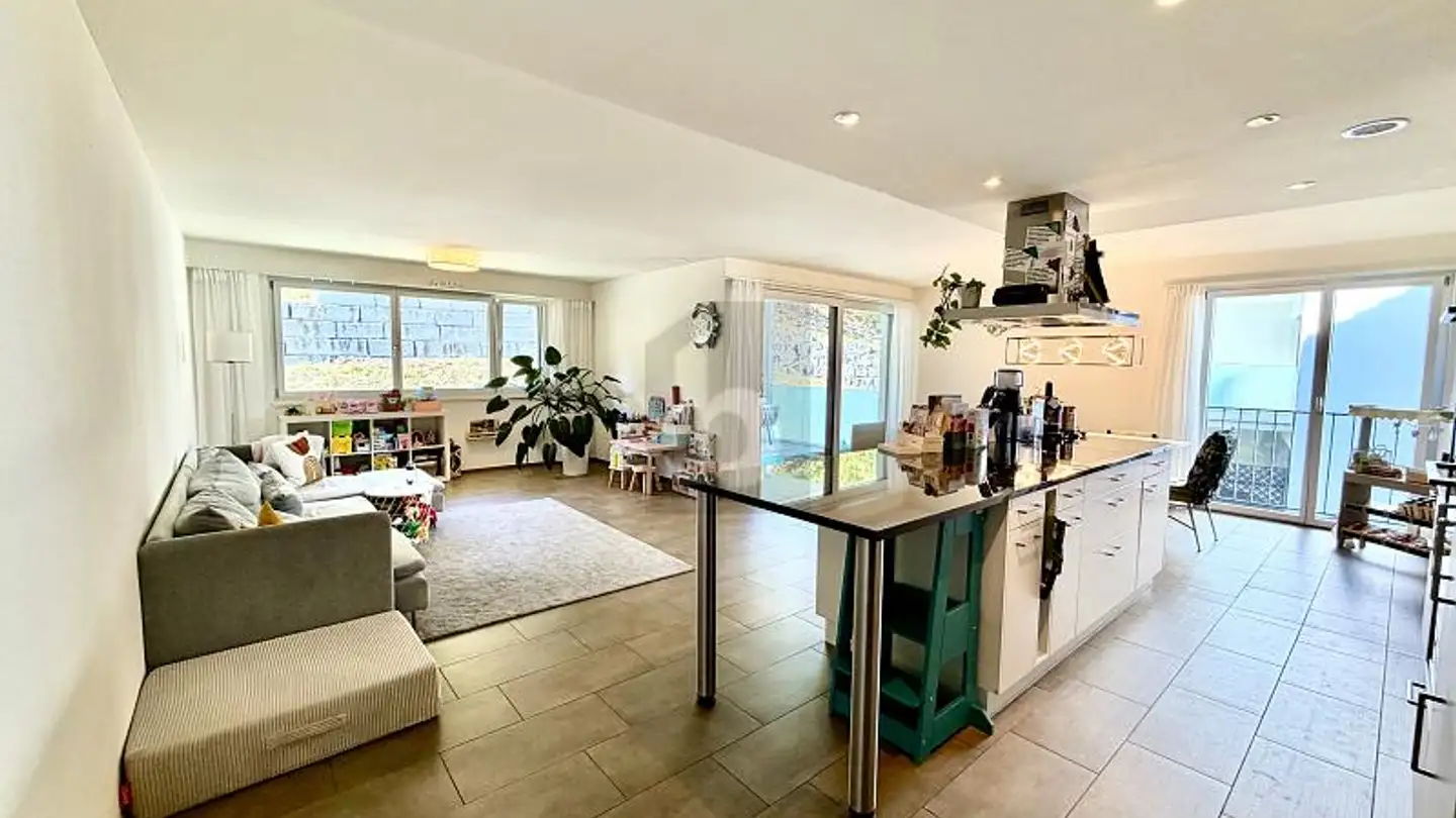Wohnung mieten - 4655 Stüsslingen