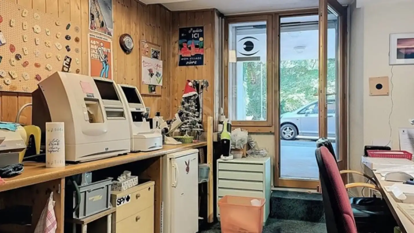 Commercial for rent - Rue Centrale 27, 1880 Bex - Photo 4