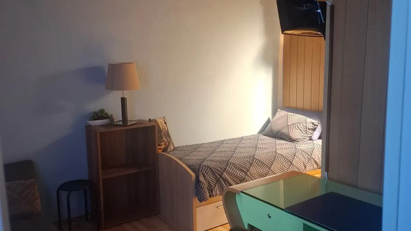 Stanza singola in affitto - Via Alla Chiesa 3, 6514 Sementina