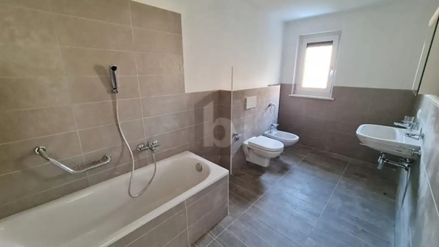 Apartment for rent - 6517 Arbedo - Photo 4