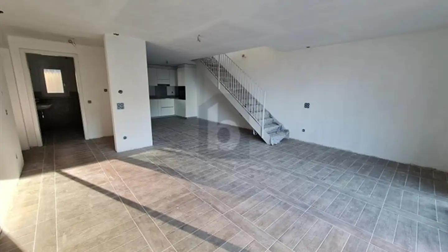 Apartment for rent - 6517 Arbedo - Photo 2