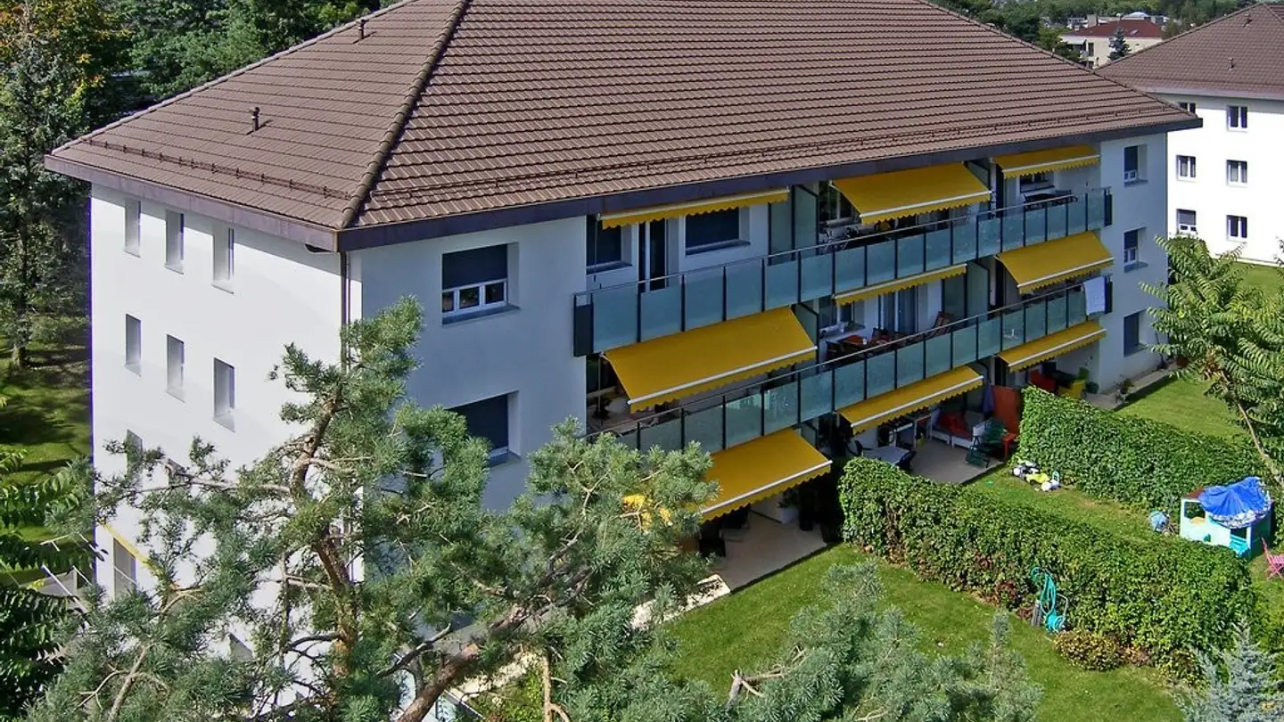 Outdoor parking space for rent - Rue De La Prairie 7, 1196 Gland