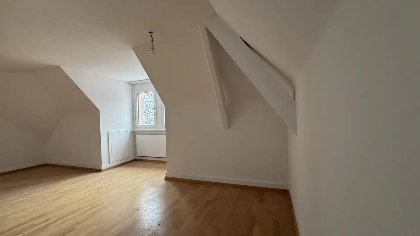 Attic flat for rent - Eichwaldstrasse 35, 6005 Luzern - Photo 4