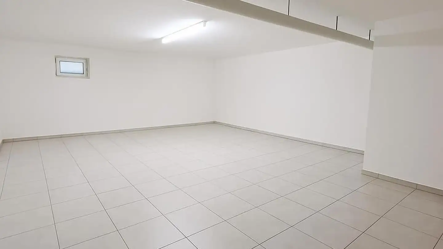 Commercial à louer - Route Des Combes 12, 1726 Farvagny-le-Grand