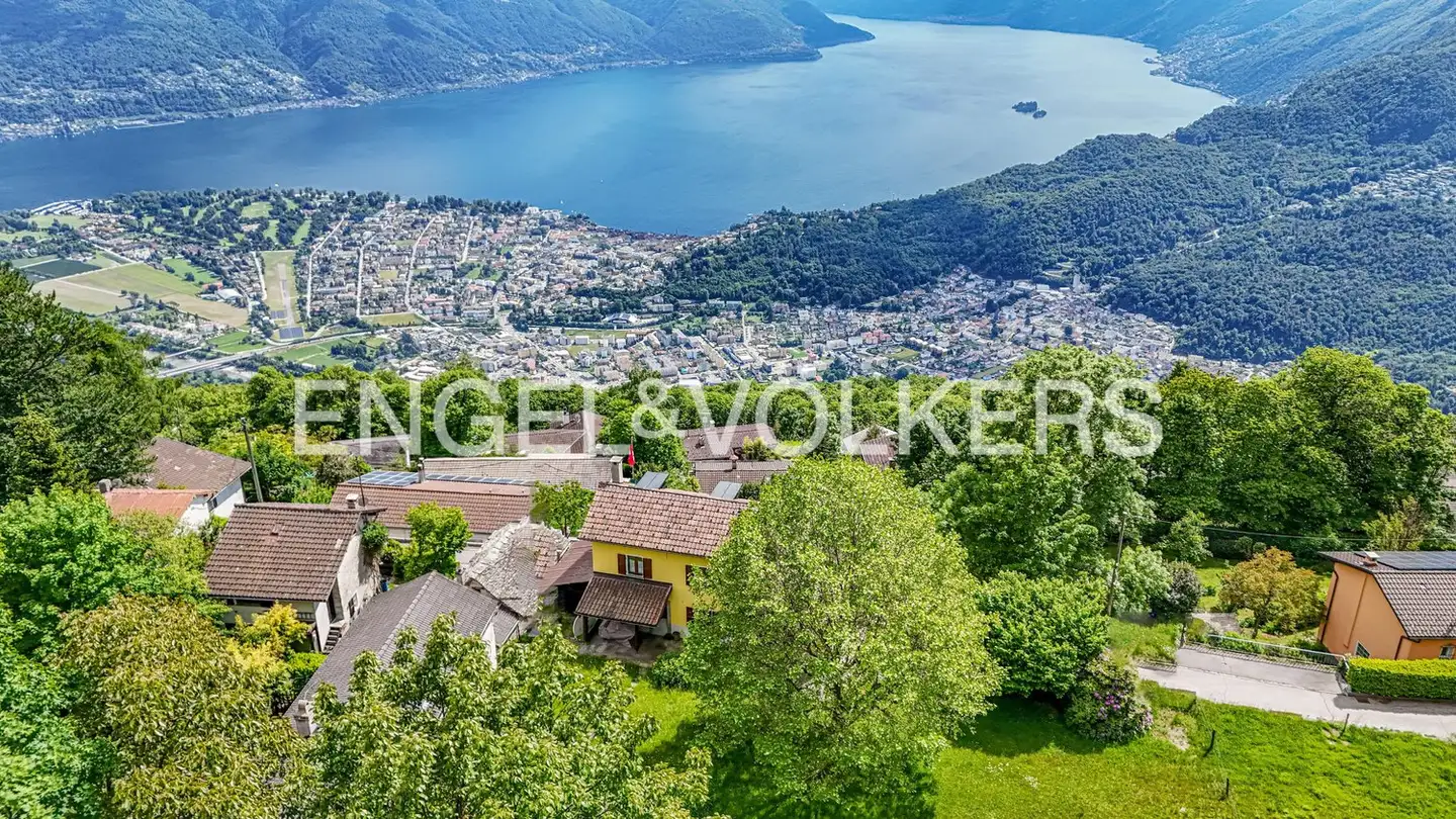 Single house for sale - 6605 Locarno