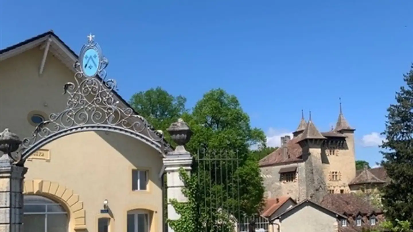 Office space for rent - 2028 Vaumarcus