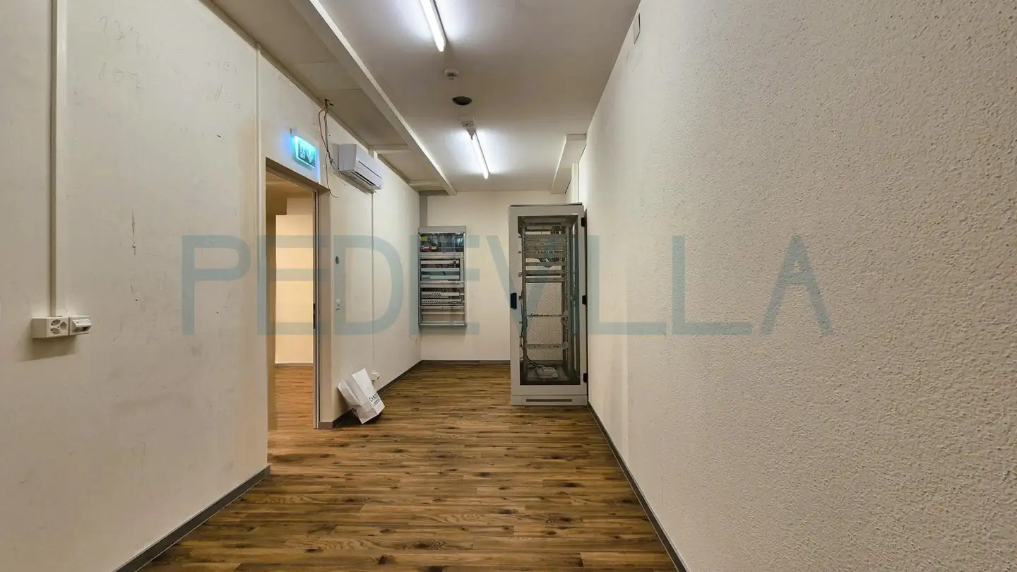 Geschäft mieten - Rue De La Gare / Bahnhofstrasse 50, 2502 Biel/Bienne - Foto 3