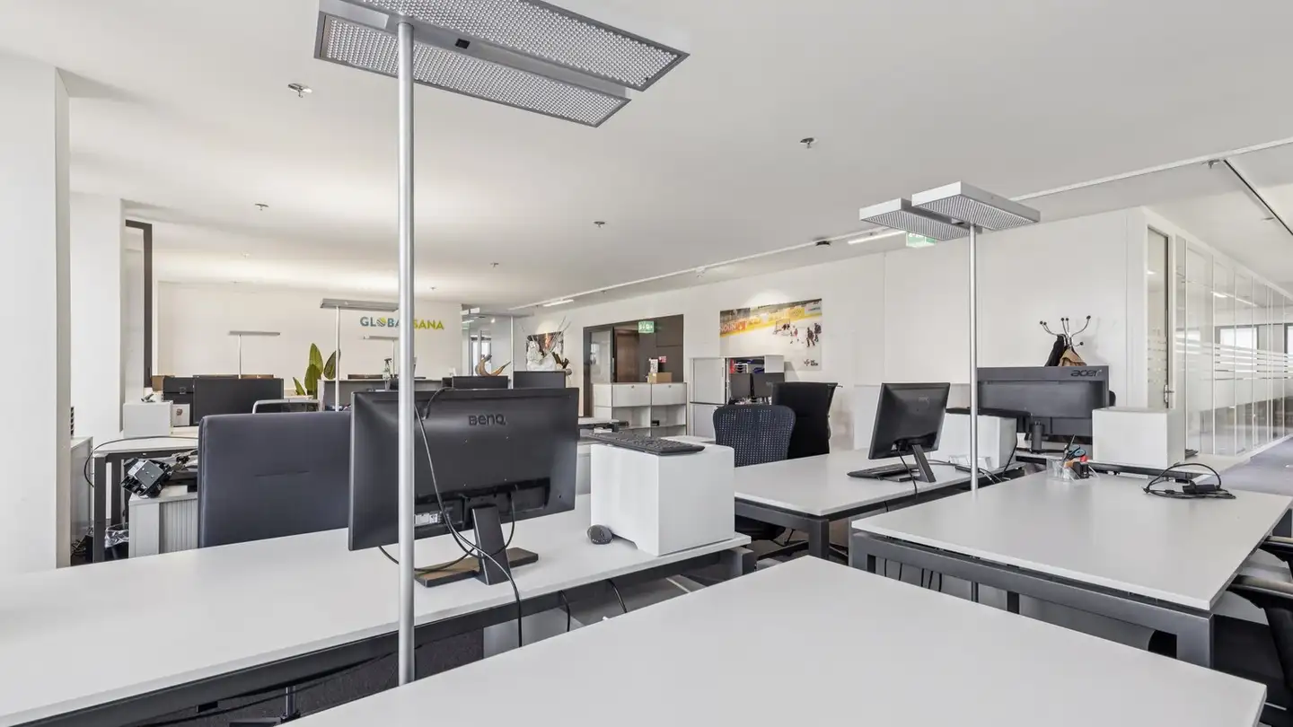 Office space for rent - Thurgauerstrasse 30, 8050 Zürich - Photo 4