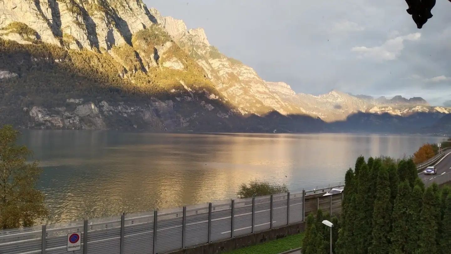 Appartement à louer - 8874 Mühlehorn - Photo 2