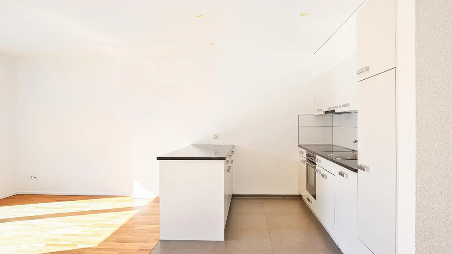 Apartment for rent - Glashüttenweg 32, 8887 Mels - Photo 2