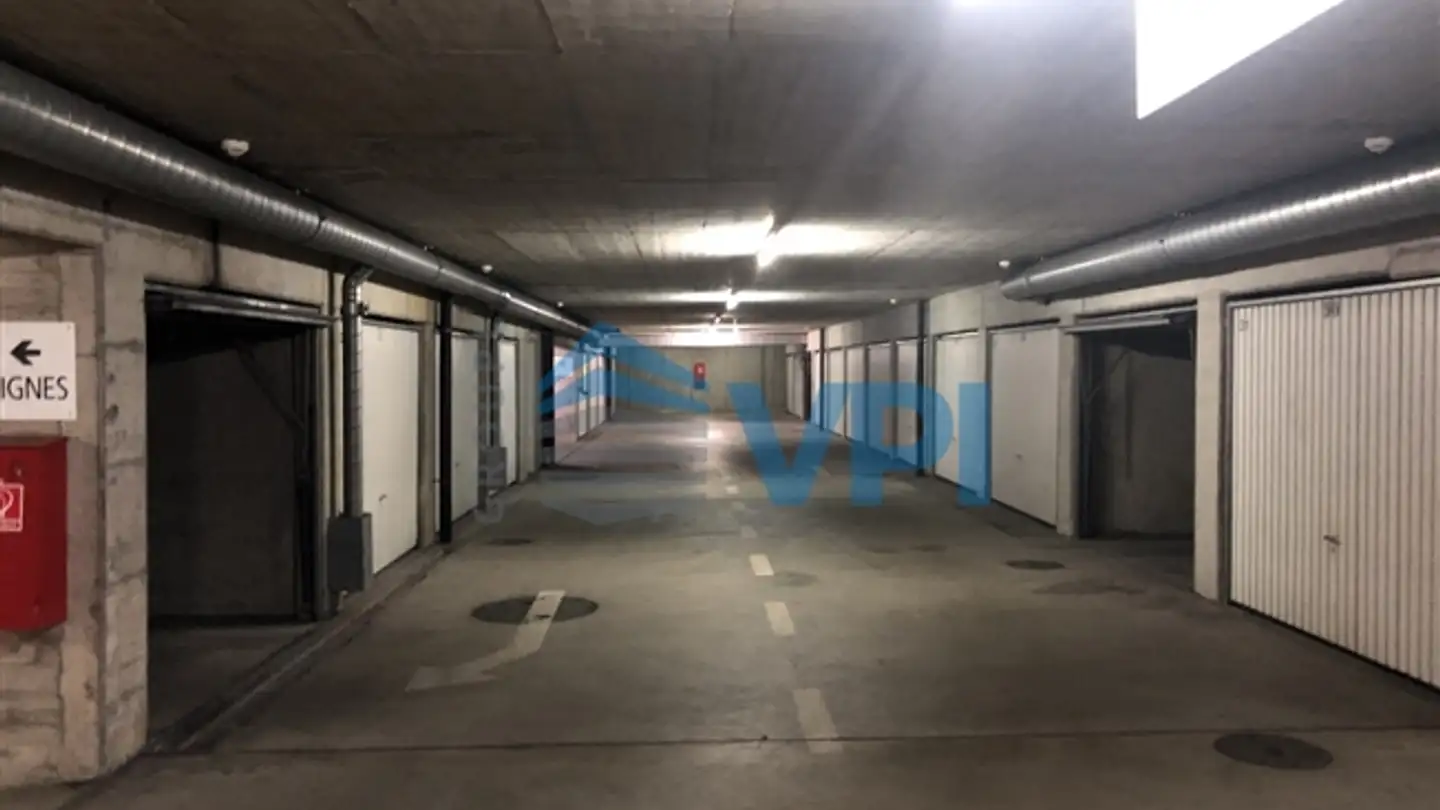 Place de parking extérieure à louer - Chemin Des Vignes 15, 1213 Petit-Lancy - Photo 2