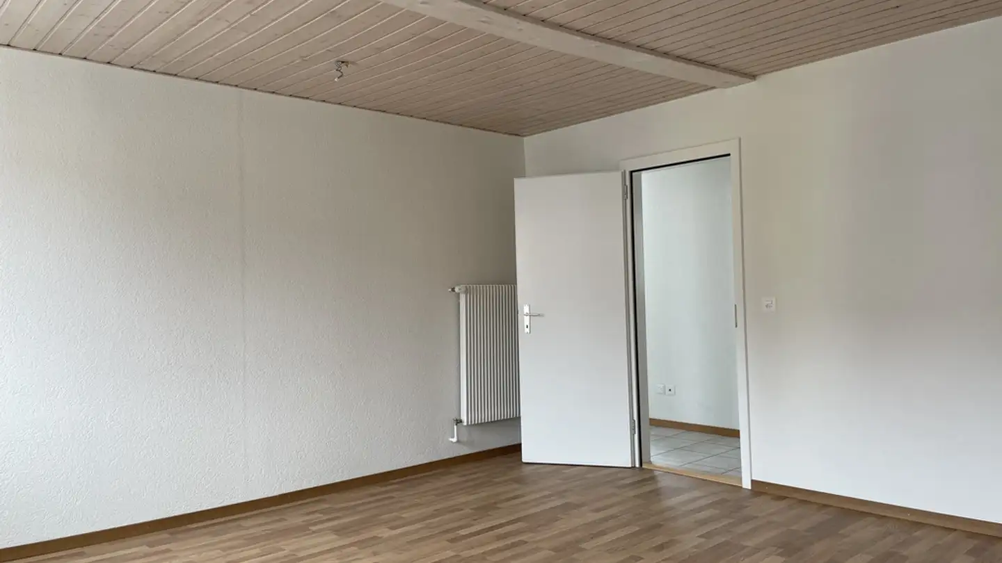 Apartment for rent - Rue Du Collège, 2300 La Chaux-de-Fonds - Photo 4