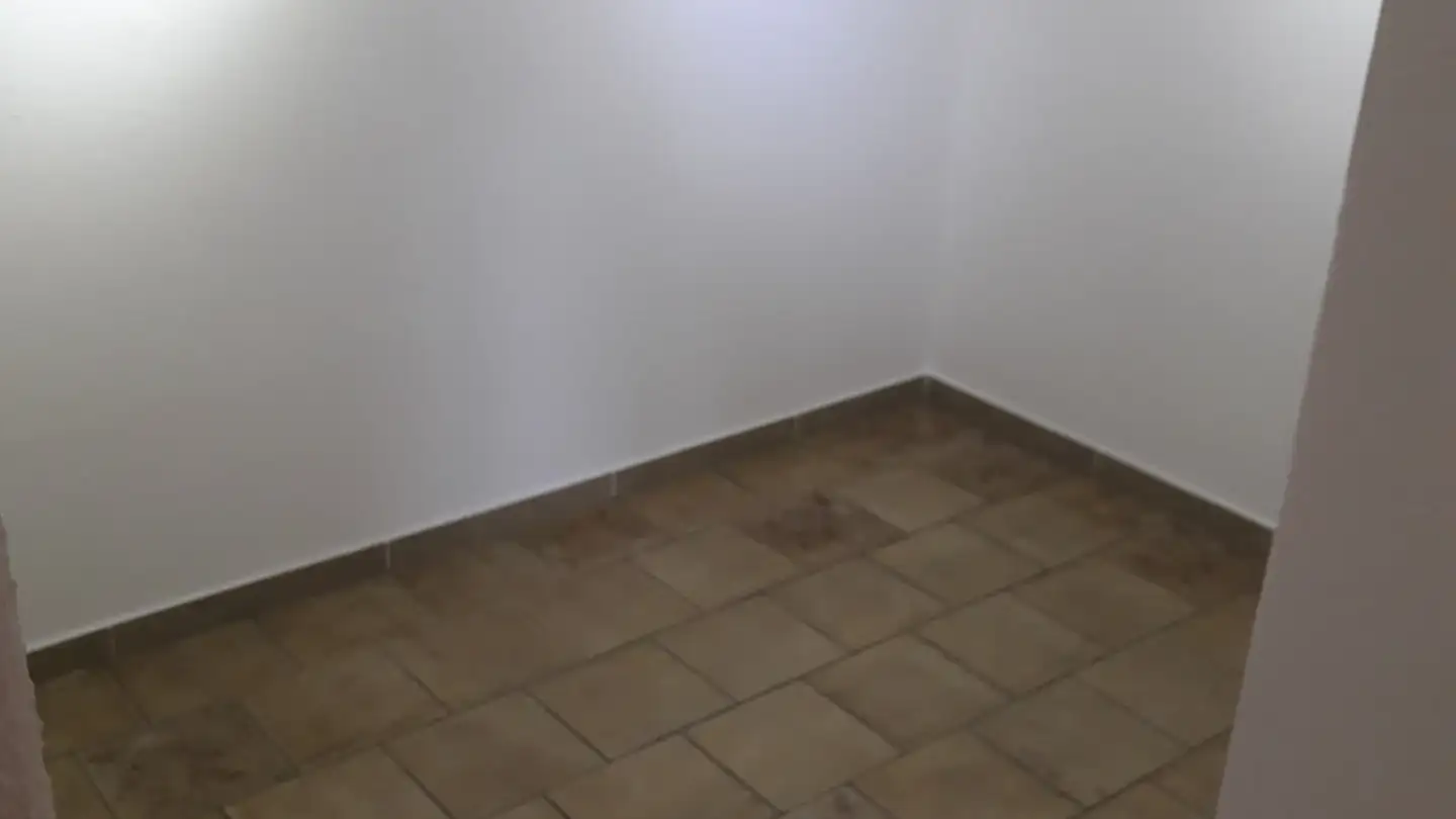Appartement à louer - 6967 Dino - Photo 3