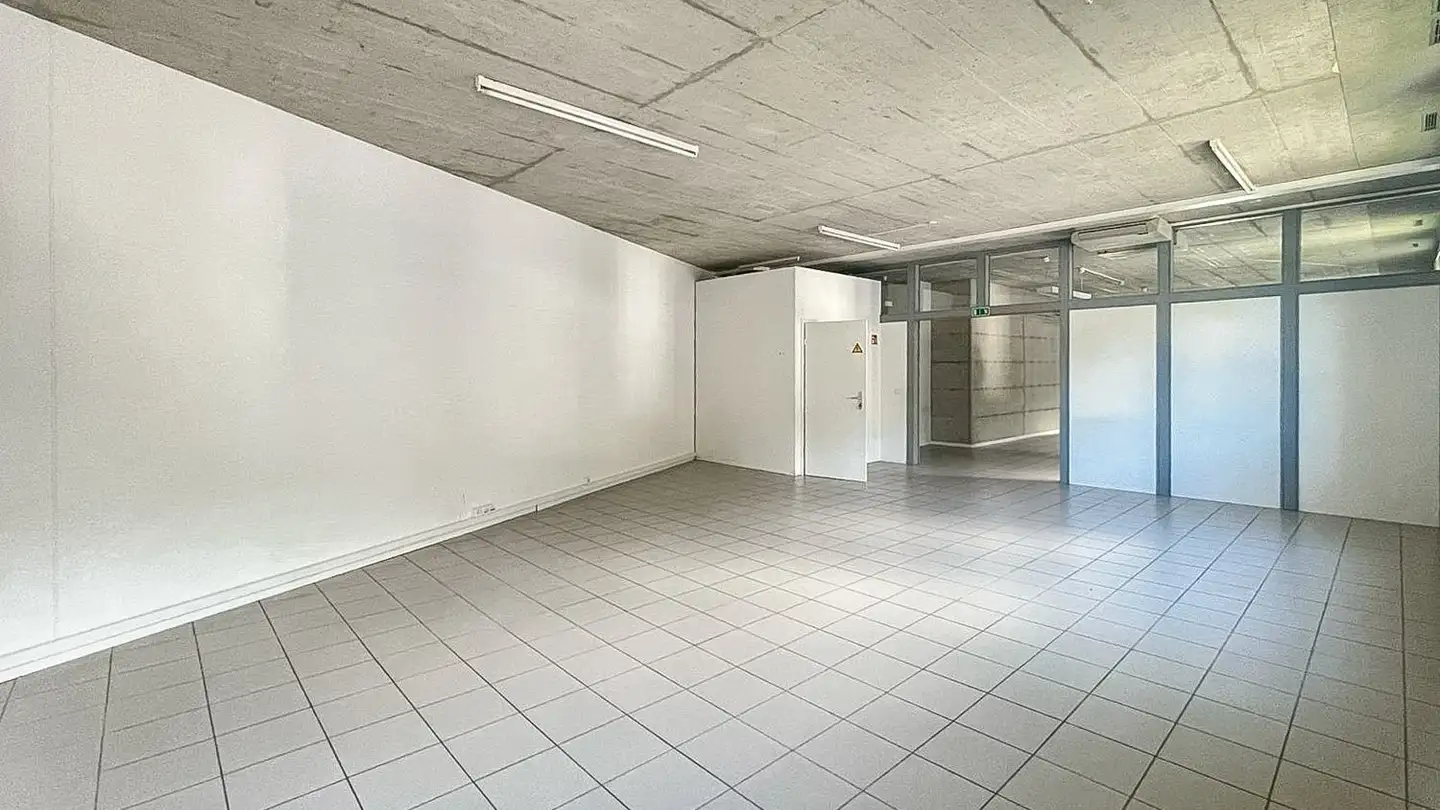 Spazio ufficio in affitto - Via Cantonale, 6805 Mezzovico - Foto 4