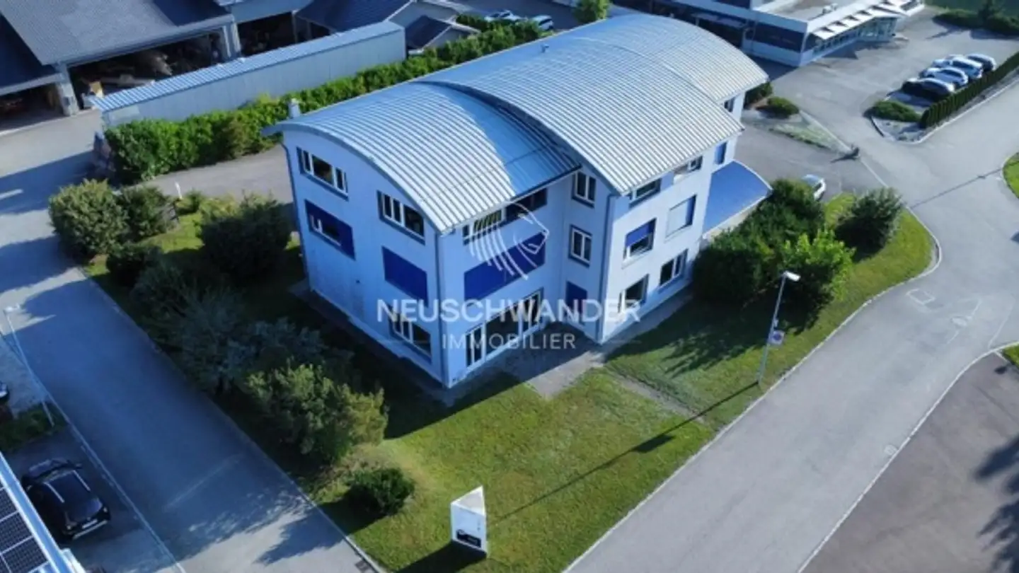 Commercial for rent - 2855 Glovelier - Photo 3